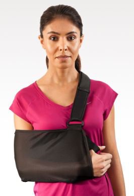 Shoulder Sling Essential Shoulder Immobilizer X-Large Foame / Mesh Fabric D-Ring / Hook and Loop Strap Closure Left or Right Arm
