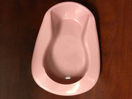 Pontoon Bedpan Dusty Rose 2 Quart / 1893 mL