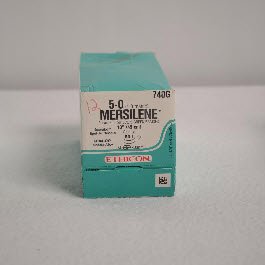 Nonabsorbable Suture with Needle Mersilene Polyester RD-1 1/4 Circle Center Point Spatula Needle Size 5 - 0 Braided