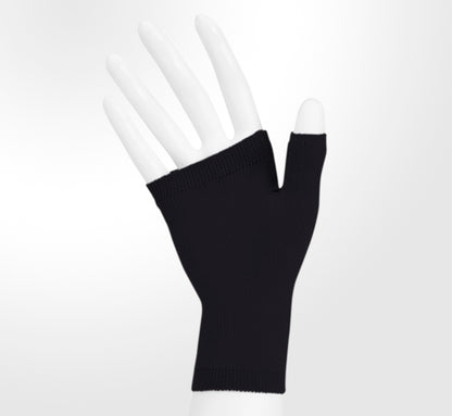 Compression Gloves & Gauntlets