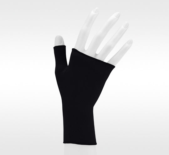 Compression Gloves & Gauntlets