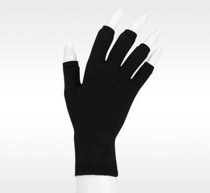 Compression Gloves & Gauntlets