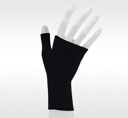 Compression Gloves & Gauntlets