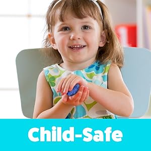 Moosh! Fluffy Modeling Clay – Soft Foam Non-Drying Clay with 10 Animal Molds (Blue/Yellow, 6.4oz)