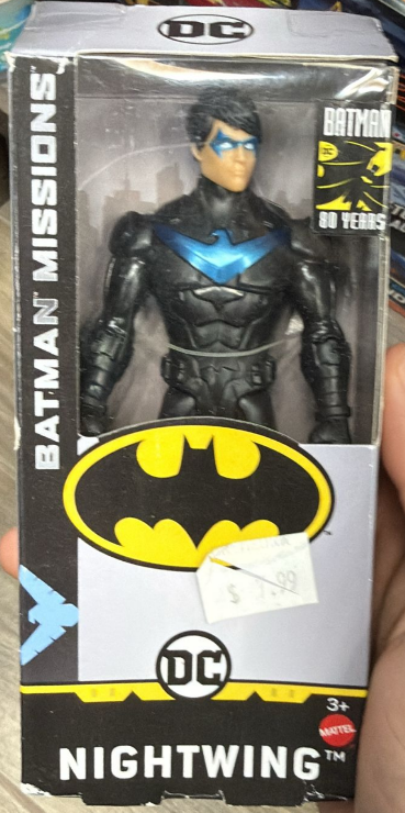 Batman Missions DC 6-Inch Action Figure – Nightwing Collectible Figure