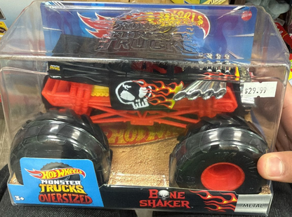 Hot Wheels Monster Trucks Bone Shaker 1:24 Scale Vehicle with Transforming Feature, Ages 3+