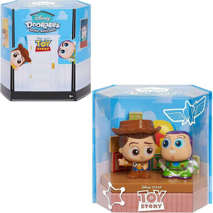 Disney Doorables Grand Entrance Woody & Buzz Figure Set