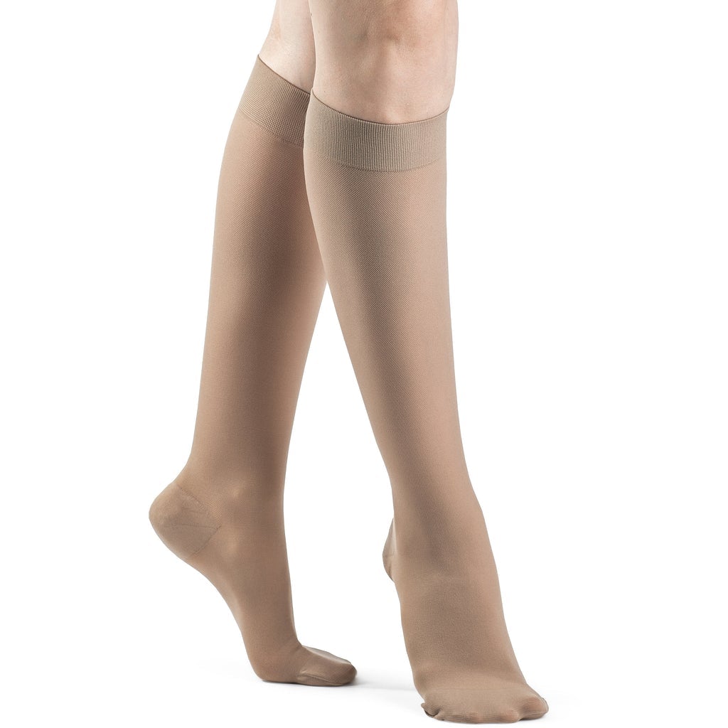 Dynaven Opaque 20-30 mmHg Women's Knee High Compression Stockings