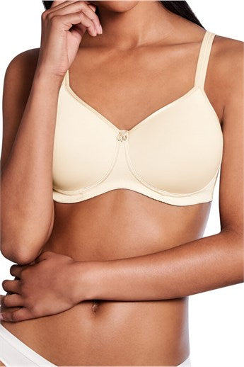 Amoena Mara Wire-Free Bra in Off White Seamless Comfort for Everyday Elegance