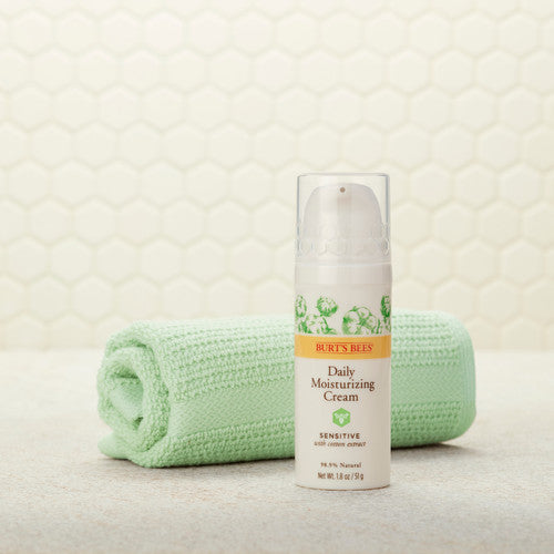 Burt's Bees Sensitive Daily Moisturizing Cream (1.8 oz) Clinically Proven Gentle Skincare
